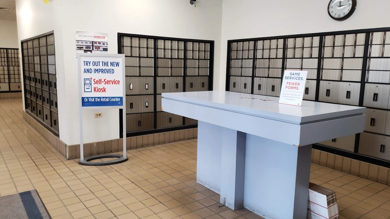Elk Grove Village Post Office